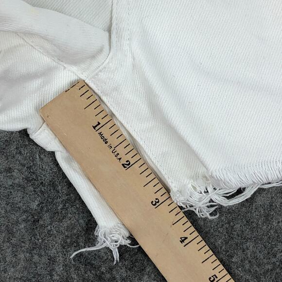 We The Free Womens Shorts 27 White Denim Mid Rise Button Fly Fray Hem Distressed - Picture 10 of 13